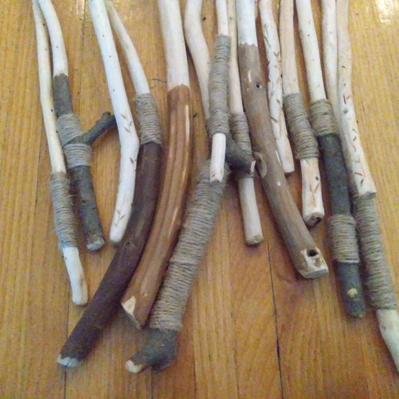 Bundle of 14 Hand Crafted Magic Wood Wands Wizard Wiccan Vase Filler - Picture 1 of 10